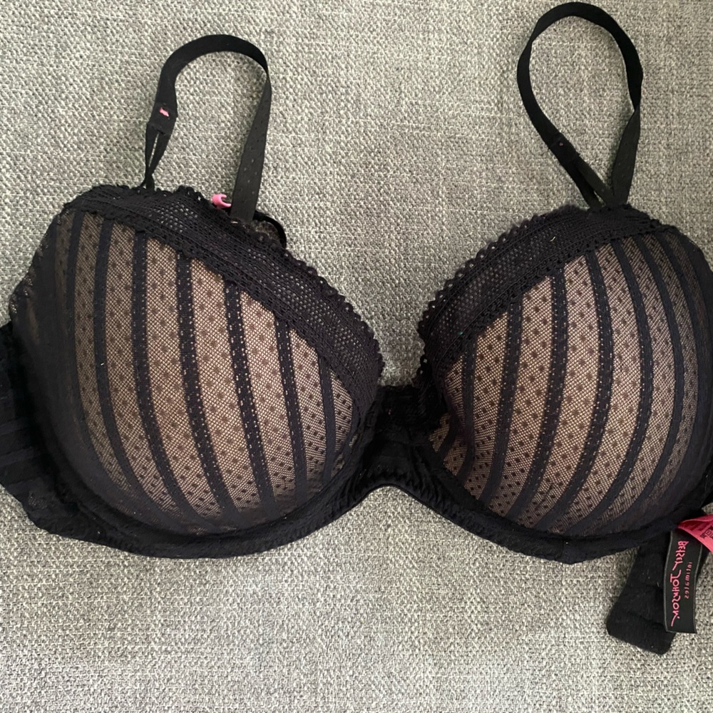 Betsy Johnson bra- never worn